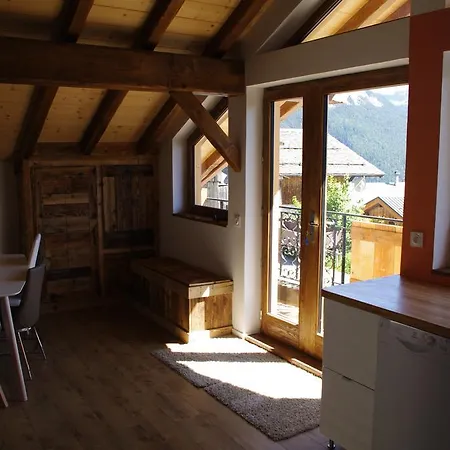 Petit Chalet Vieux Bois Bozel Buitenkant foto